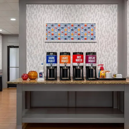 Hampton Inn Detroit/Southgate-2