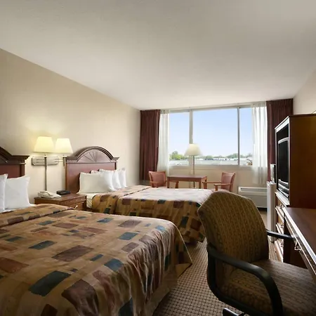 Days Inn By Wyndham Sidney Oh-3