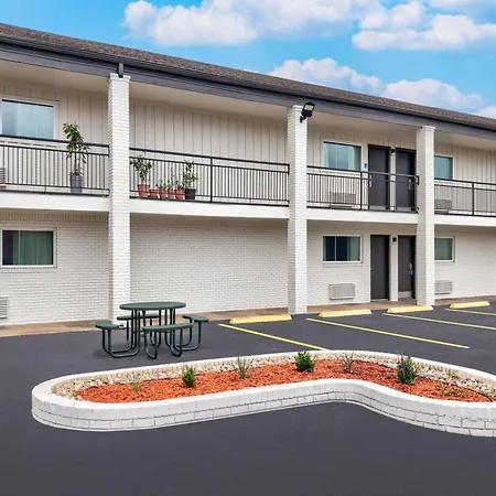 Days Inn By Wyndham Gatesville-3
