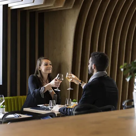 Novotel Saint Brieuc Centre Gare-2