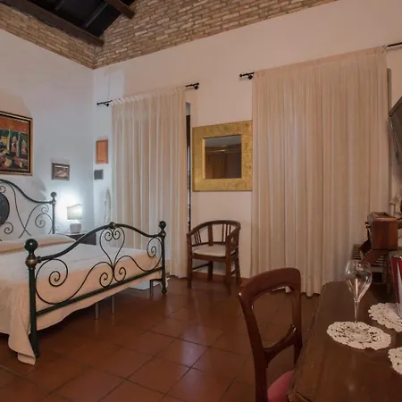 Relais Del Porto-2