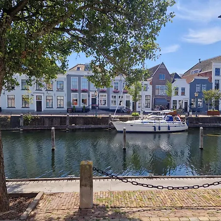 Hotel De Grote Kade I Boutique Hotel aan de Haven in het Centrum van Goes-3