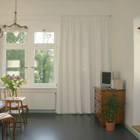Therese-Malten-Villa-2