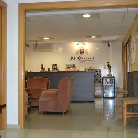 Hostal Al-Qazeres-3