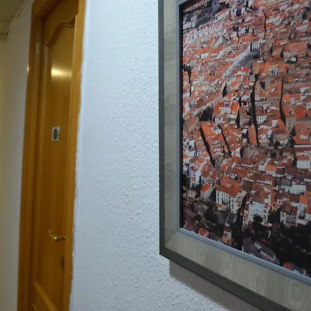 Hostal Al-Qazeres-2
