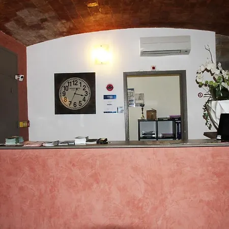 Hotel Riviera-3