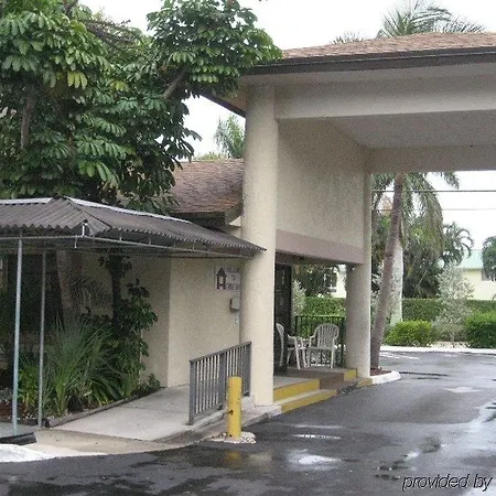Homing Inn - Boynton Beach-3