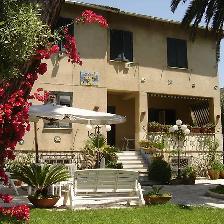 B&B Villa Fantasia-3