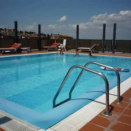 Hotel Montecarlo-2