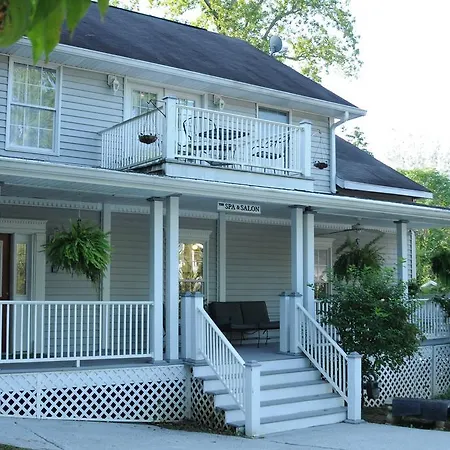 Acorn Hill Lodge And Spa-2
