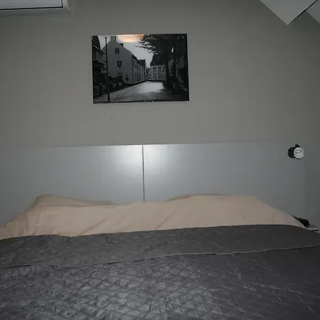 Thorn B&B-3