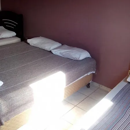 50 Hotel-2