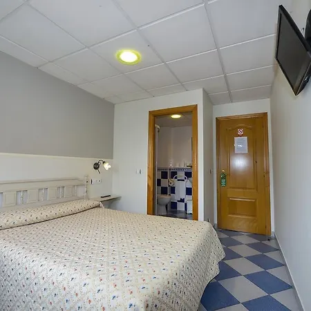 Hostal Linares-2