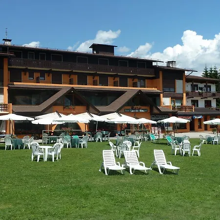 Albergo Miramonti Dependance-2