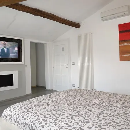 H5-5H Luxury Room-2