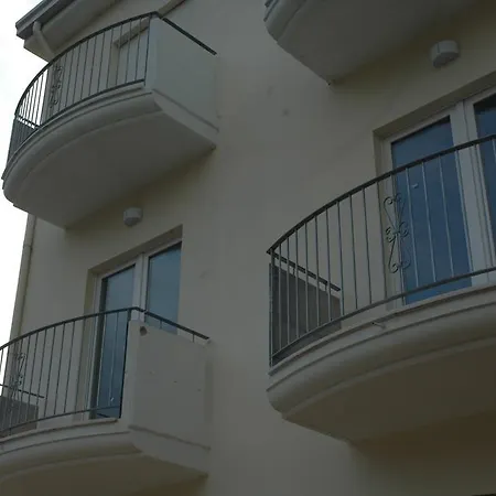 Hotel 4 Strade-2