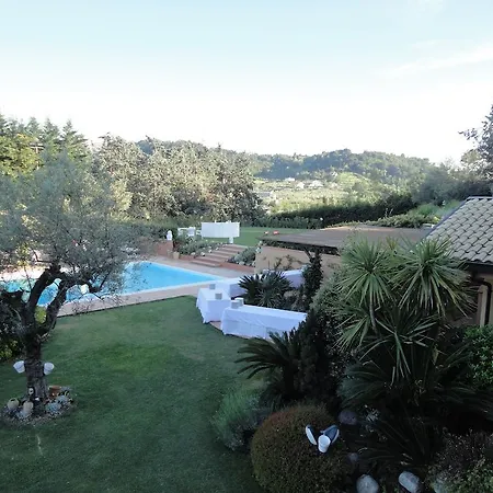 Villa Zagara Luxury Bed And Breakfast-3