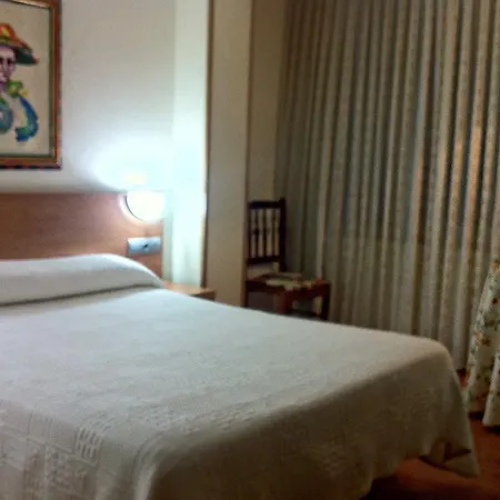 Hostal Del Carmen-3