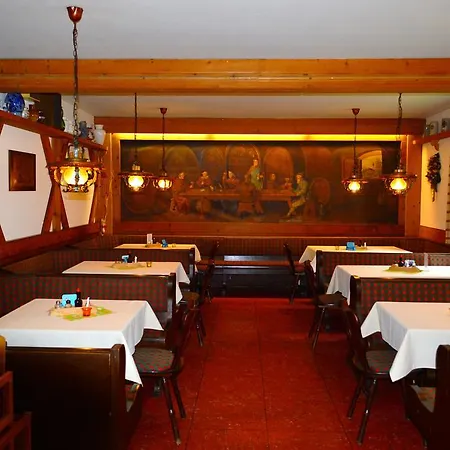 Bayersoier Hof-3