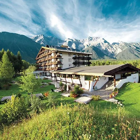 Kaysers Tirolresort - Wohlfuehlhotel Fuer Erwachsene-2
