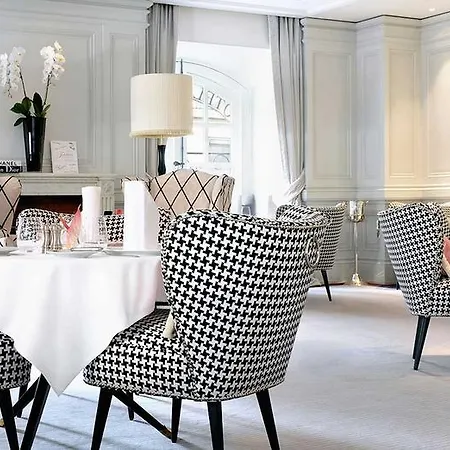 Hotel De Vendome-2