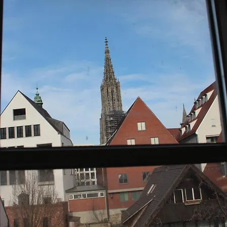 Hotel Schmales Haus-2