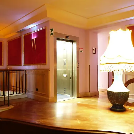 Hotel Royal-3
