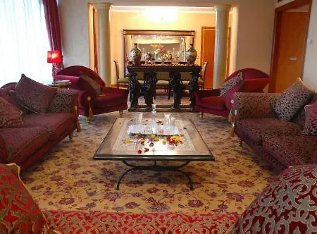 Hilton Alger-2