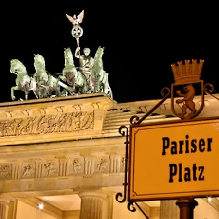 Lebensquelle Am Checkpoint Charlie-2