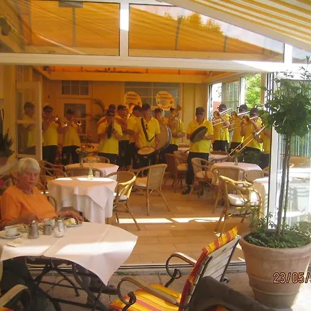 Hotel Drei Kronen-3