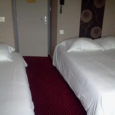 Logis Hotel Restaurant Le Phare-2