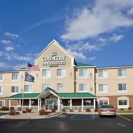 Country Inn & Suites By Radisson, Big Rapids, Mi-3