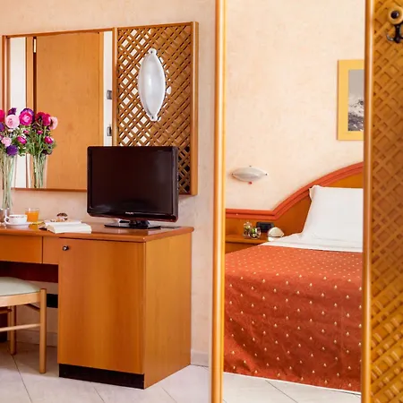 Hotel Gabriella-3