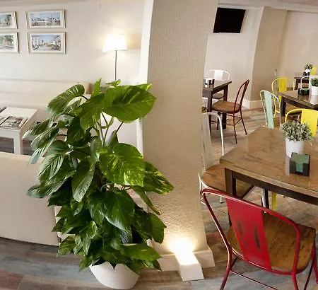 Hostal Loimar-3