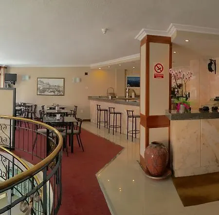 Hotel La Ronda-3