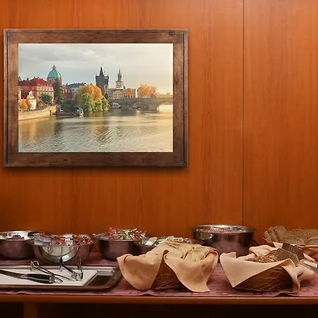 City Club Prague-2