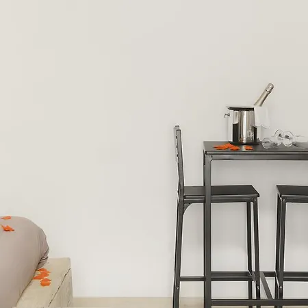 Hydria Rooms-2