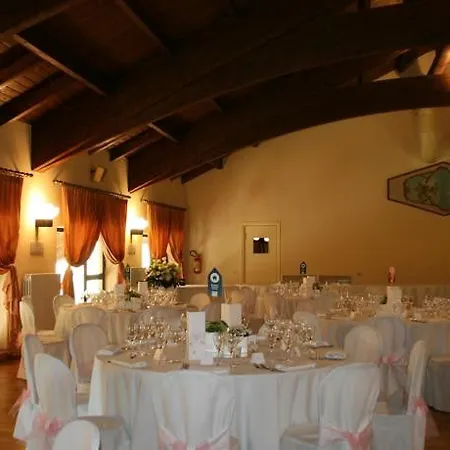 Matilde Di Canossa Golf Spa & Hotel Resort-3
