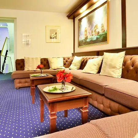 Promenadenhotel Admiral-2