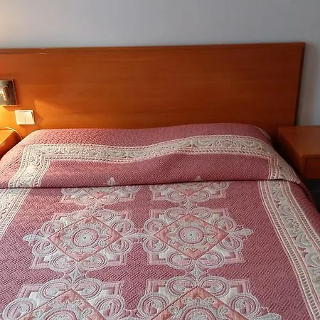 Pax Hotel Paris 18E-3