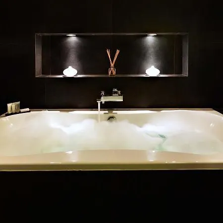 Ams Suites-2