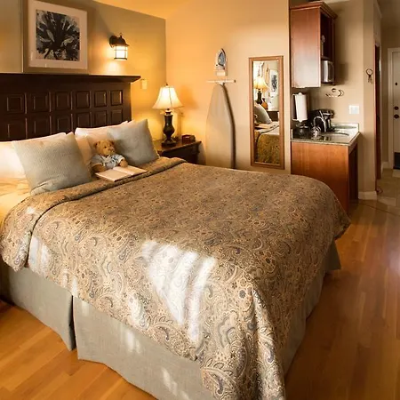Moonstone Cottages-2