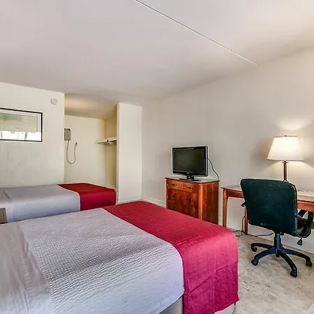 Rodeway Inn-2