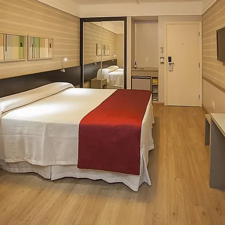 Max Plaza Hotel-3