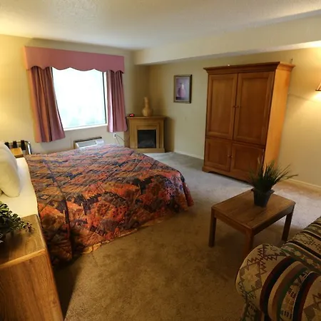 Ozark Swiss Inn-3