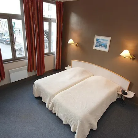Hôtel Les Frangins-2