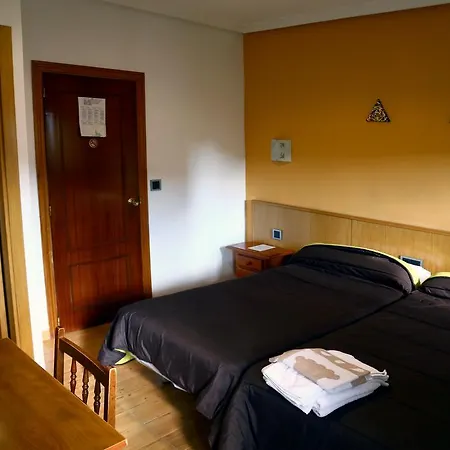 Hostal Muralla-2