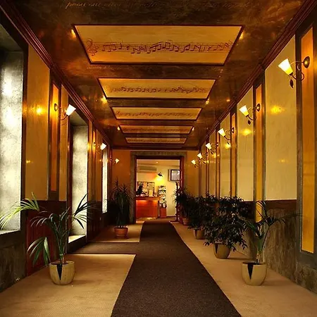 Hotel Nabucco-3