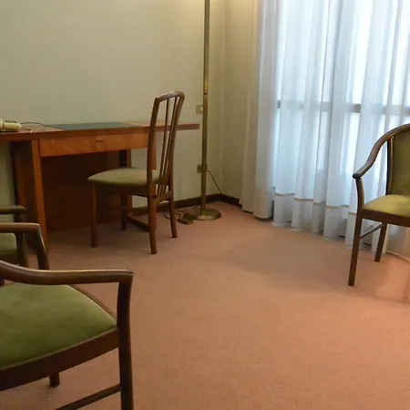 Hotel Des Artistes-2