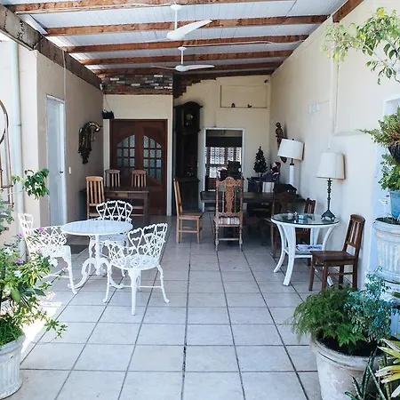 Hotelinho Urca Guest House-3